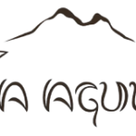 Pia Agung White